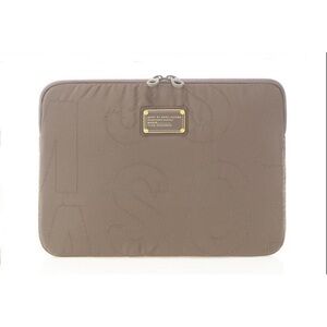 Marc by Marc Jacobs 16” laptop case fits MacBook Pro